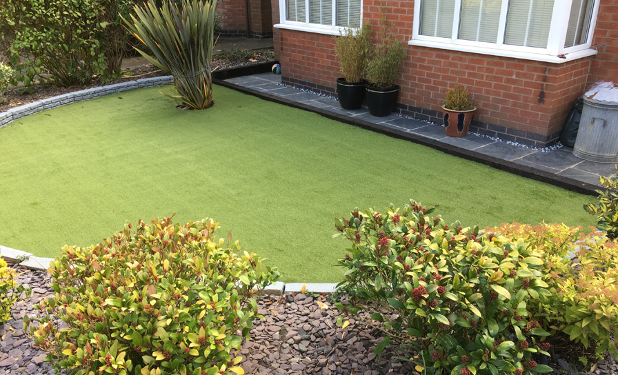 Artificial Grass fitter in Rugby